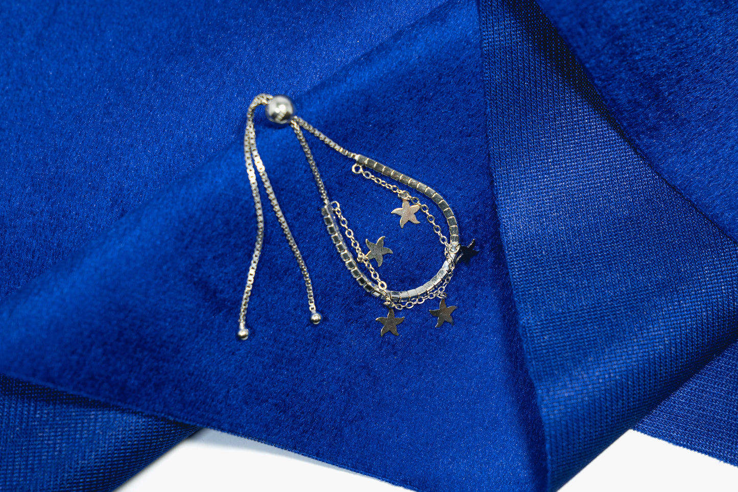 Tennis Bracelet Single-Lined with Stars Attached