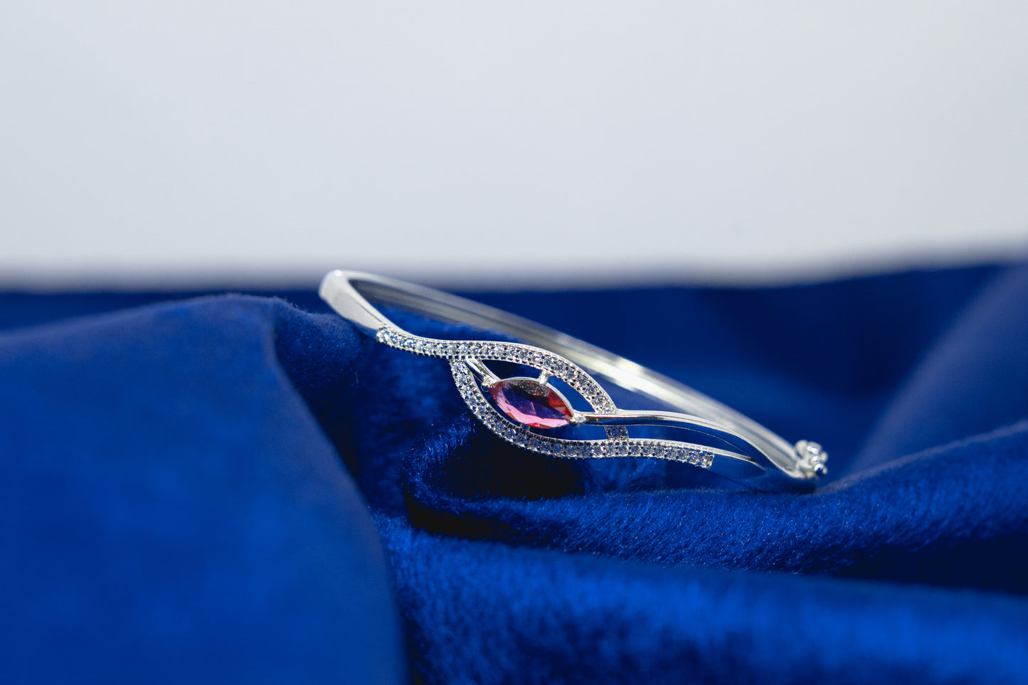 Bangle Embedded with Red Stone 925