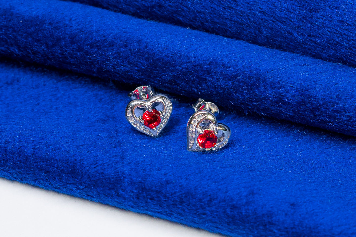 Silver Earrings Heart Shaped Red Stone