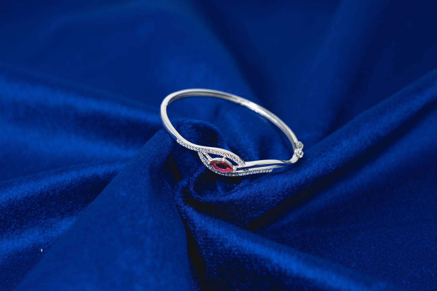 Bangle Embedded with Red Stone 925