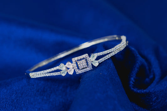 Silver Fancy Bangle Stoned  925