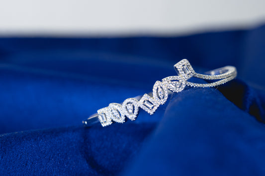 Elegant Stoned Bangle 925