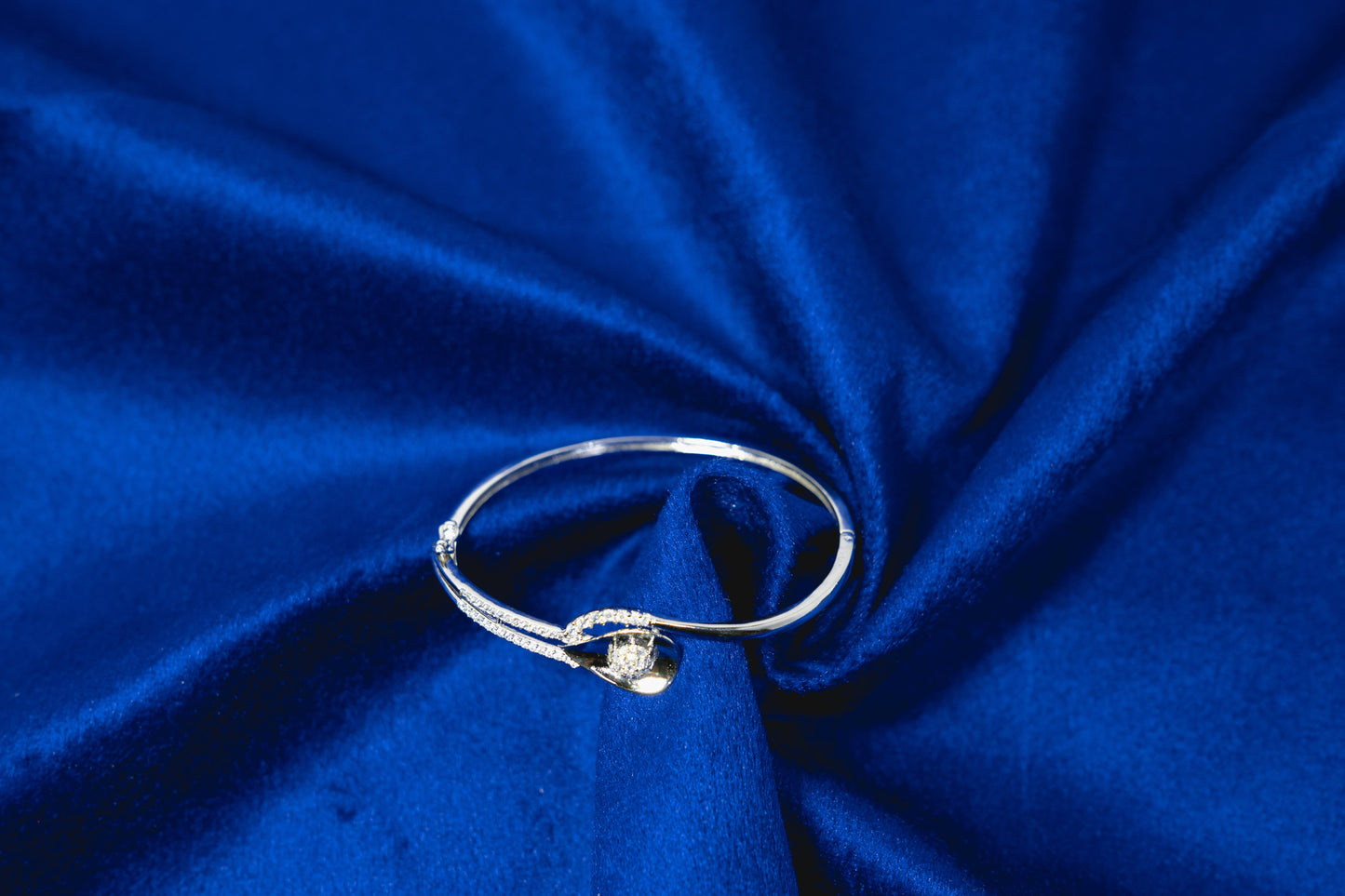 Silver Fancy Bangle 925