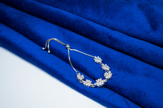 Silver Bracelet Flower Shaped 925