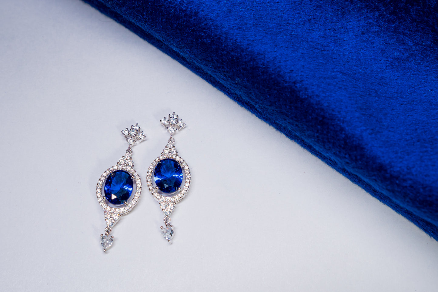 Silver Mini Drop Earrings Shinning Blue Stone