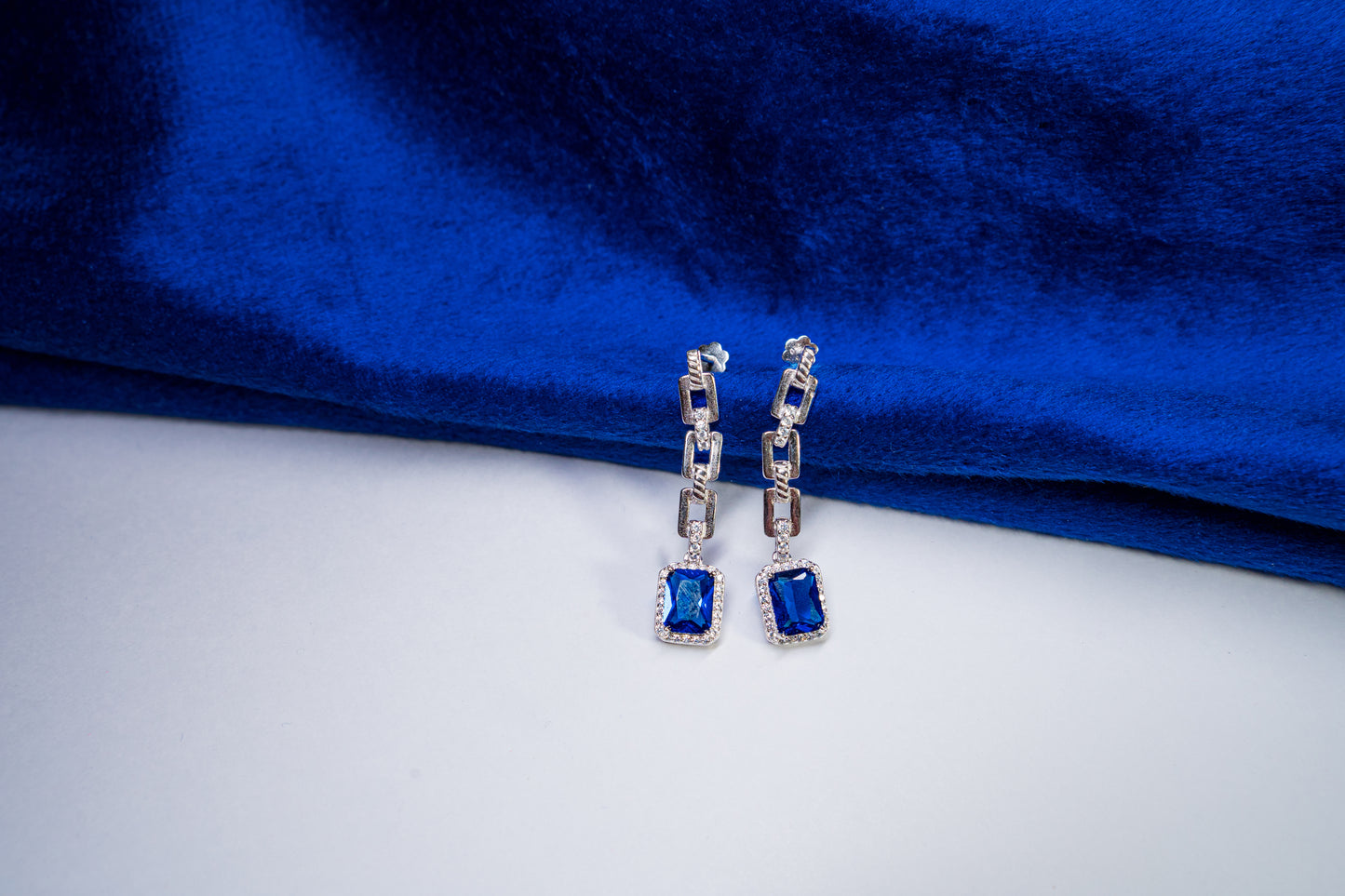 Silver Drop Earrings Shinning Blue Stone 925