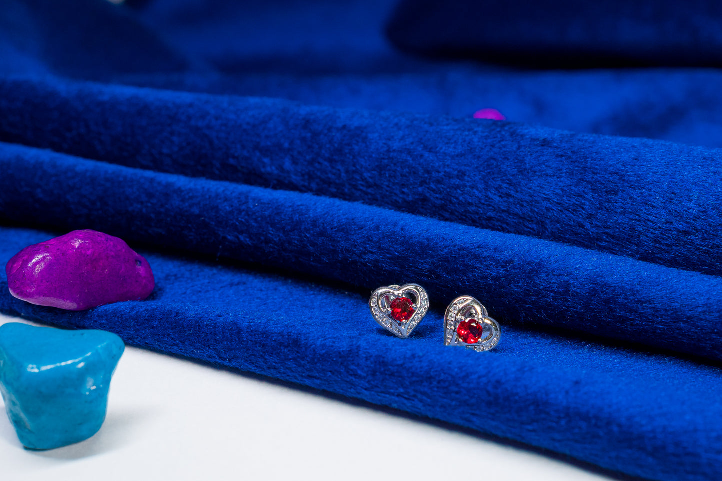 Silver Earrings Heart Shaped Red Stone